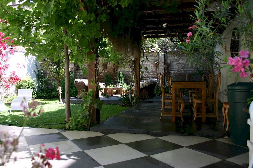 Carmenere Ecohotel Santiago Exterior photo